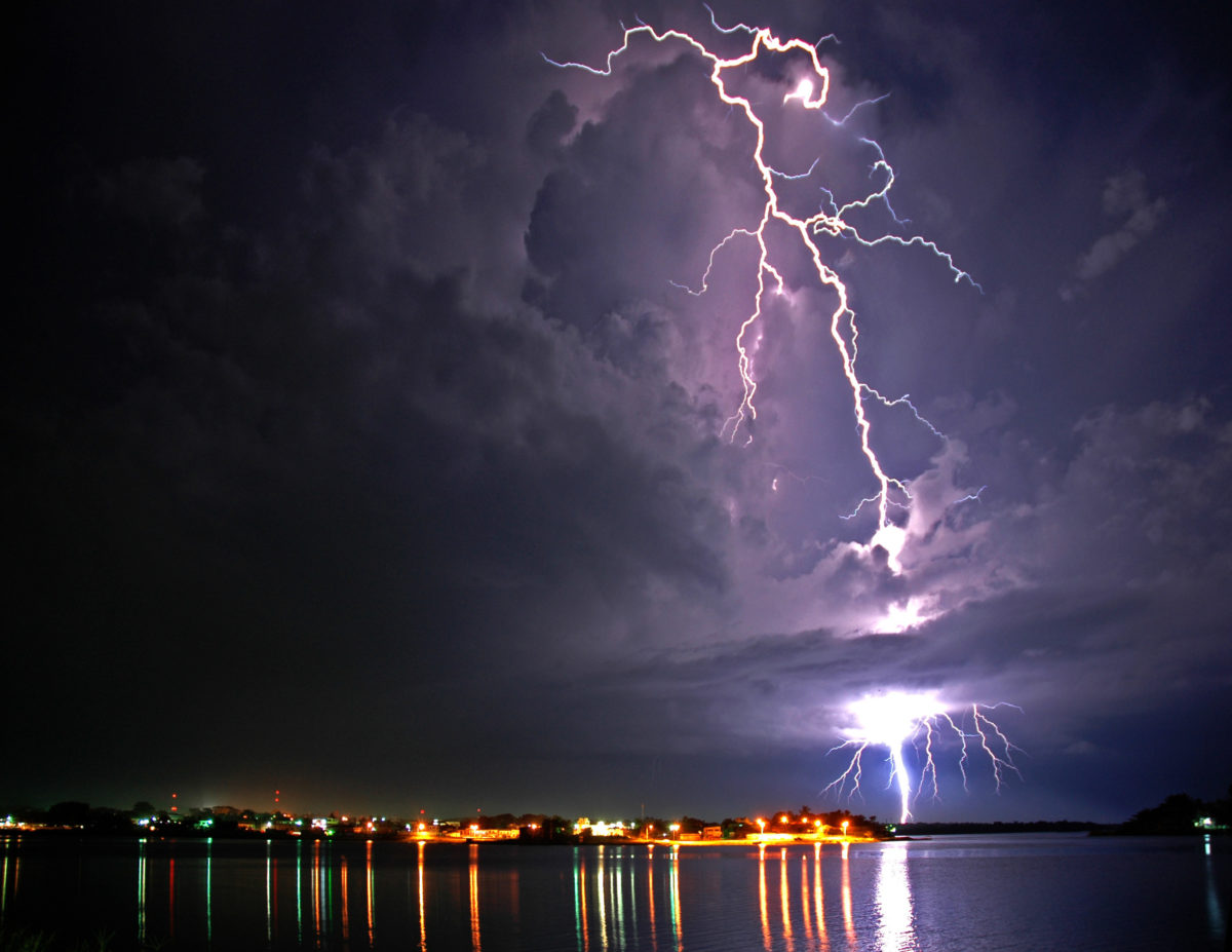 Lightning Storms Impressive Lightning Storms For Your Desktop Wallpaper Thomas Craig