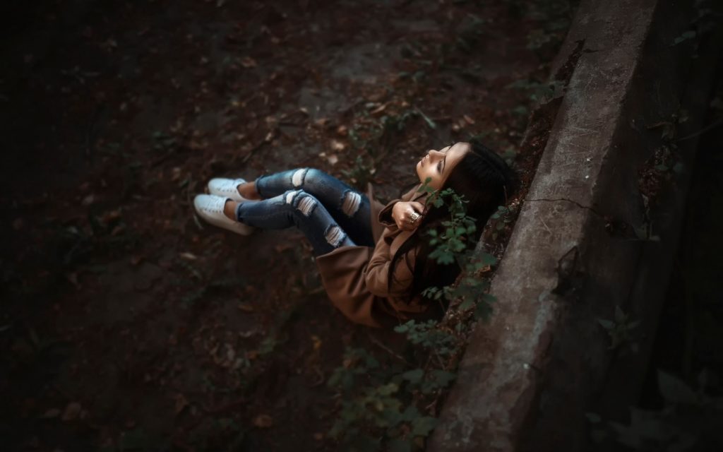 Lonely Girl Hidden Face 15 Wallpapers Hd Pinterest Lonely Girl And Lonely