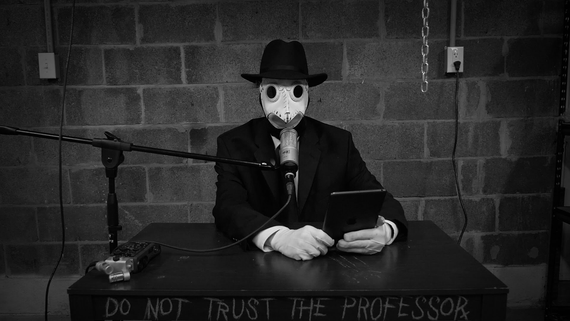 EphemRadio Episode 15 – Dr. Corvus D. Clemmons, ASMR Plague Doctor