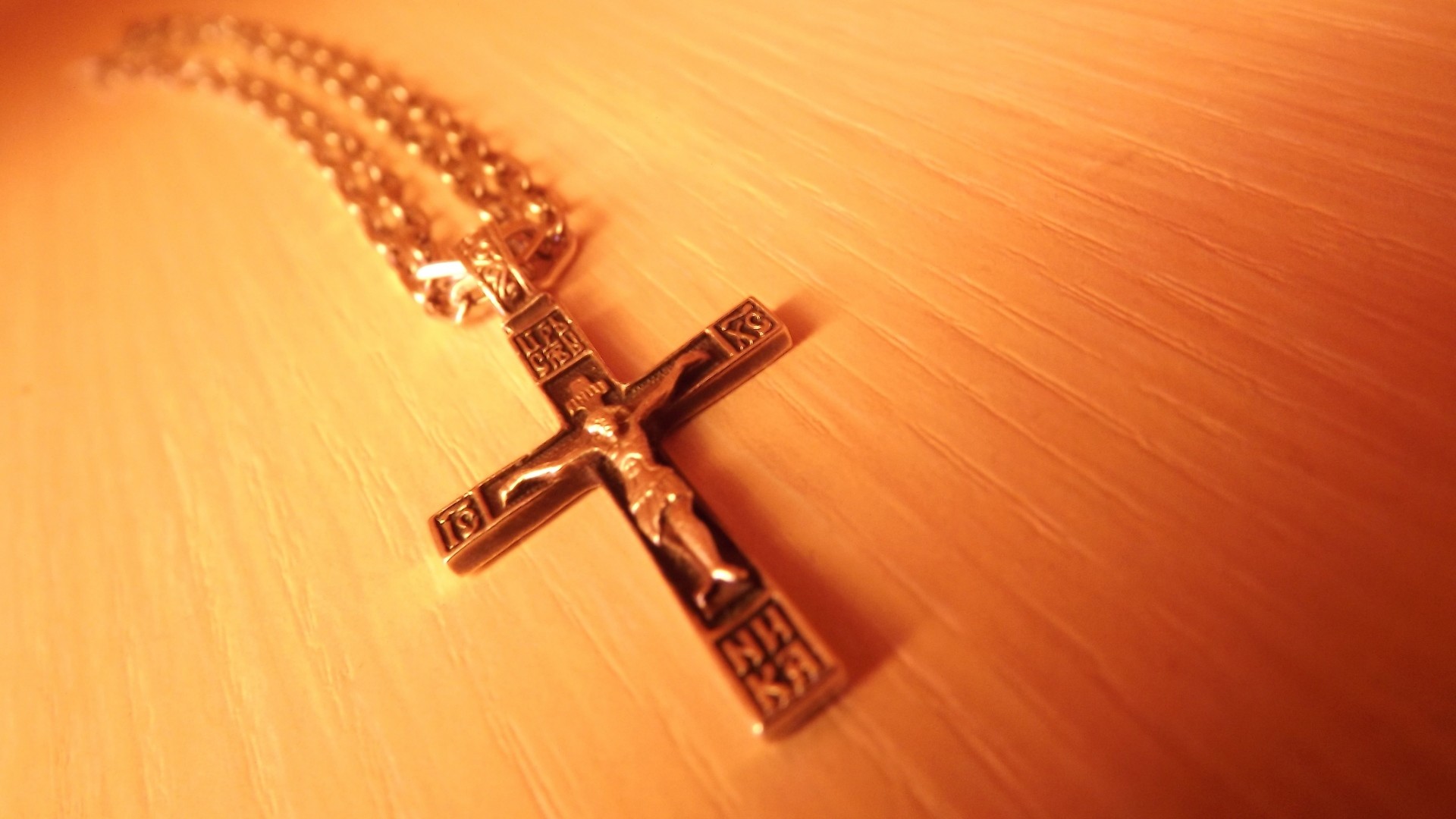 Preview wallpaper cross, chain, decoration, faith, orthodoxy 1920×1080