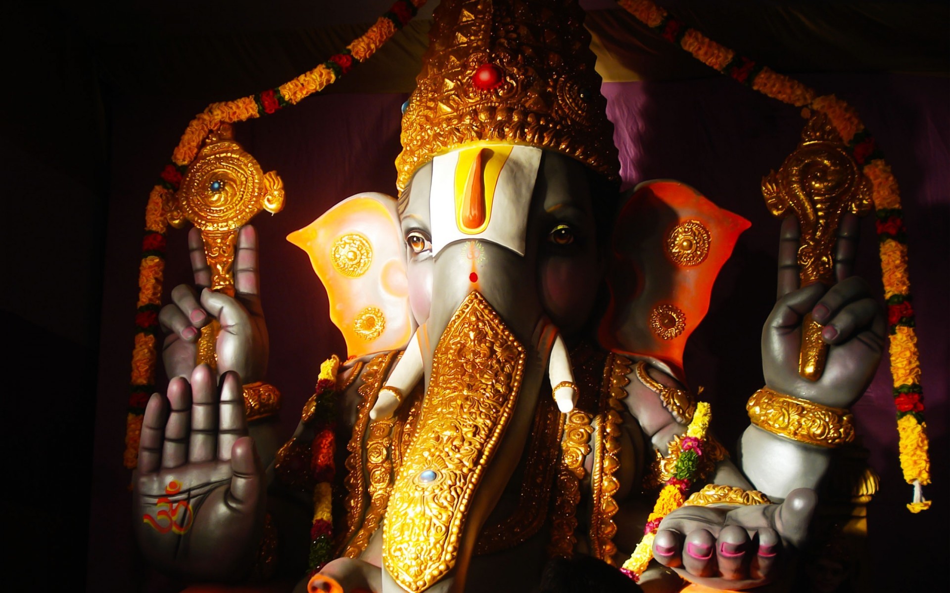 Celebrations / Lord Ganesha Wallpaper