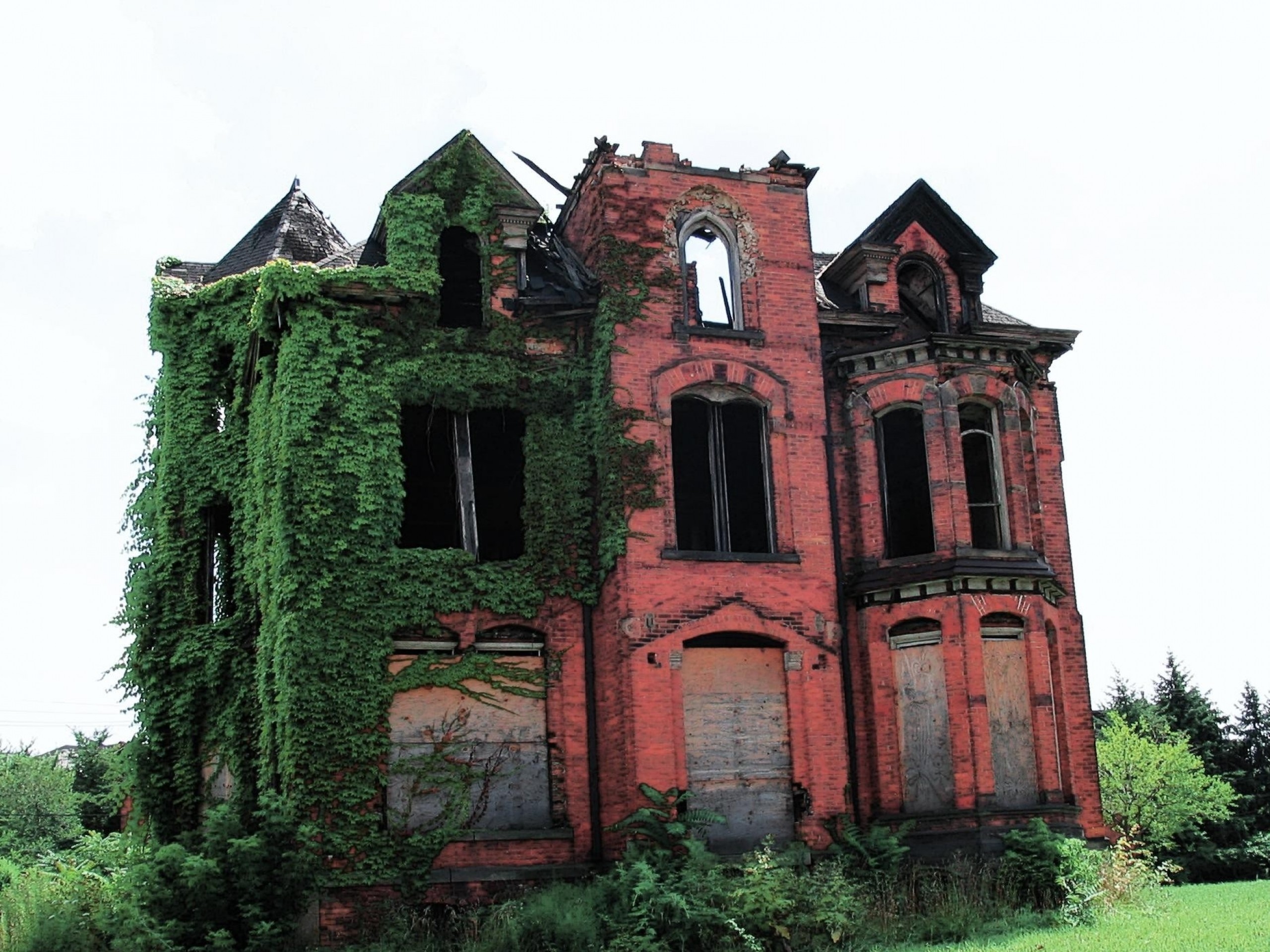 Ruins House Moss Abandoned