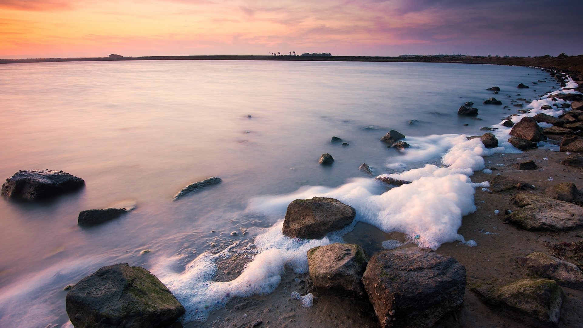 Beaches – Surface Tension Foam Beach Photo for HD 169 High Definition 1080p 900p