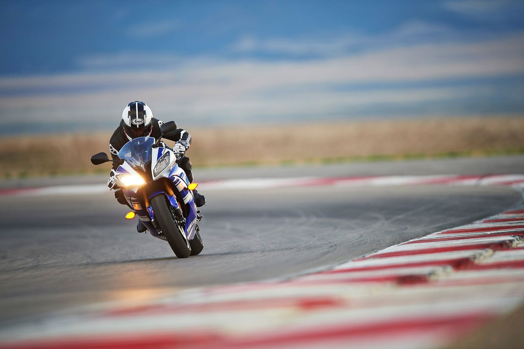 Yamaha R6 Bike Wallpapers Download Wallpaper Pinterest Yamaha bikes, Wallpaper free download and Wallpaper