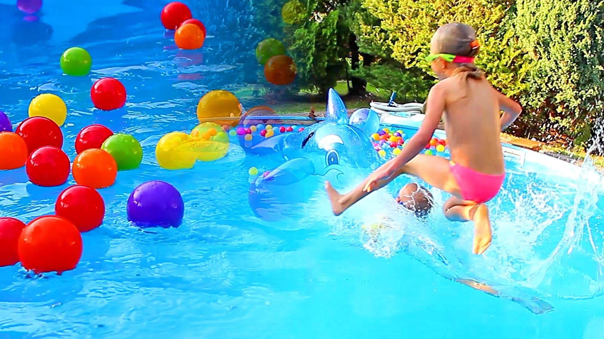 Swimming pool for kids, Fun kids with balls , Colors learning CzyWieszJak