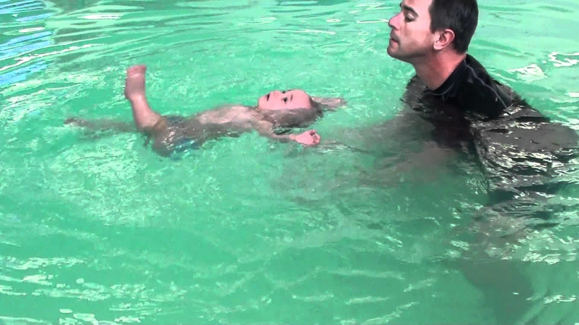 10 Month Old Baby Floating – ISR Training – Float Infant Swimming Resource