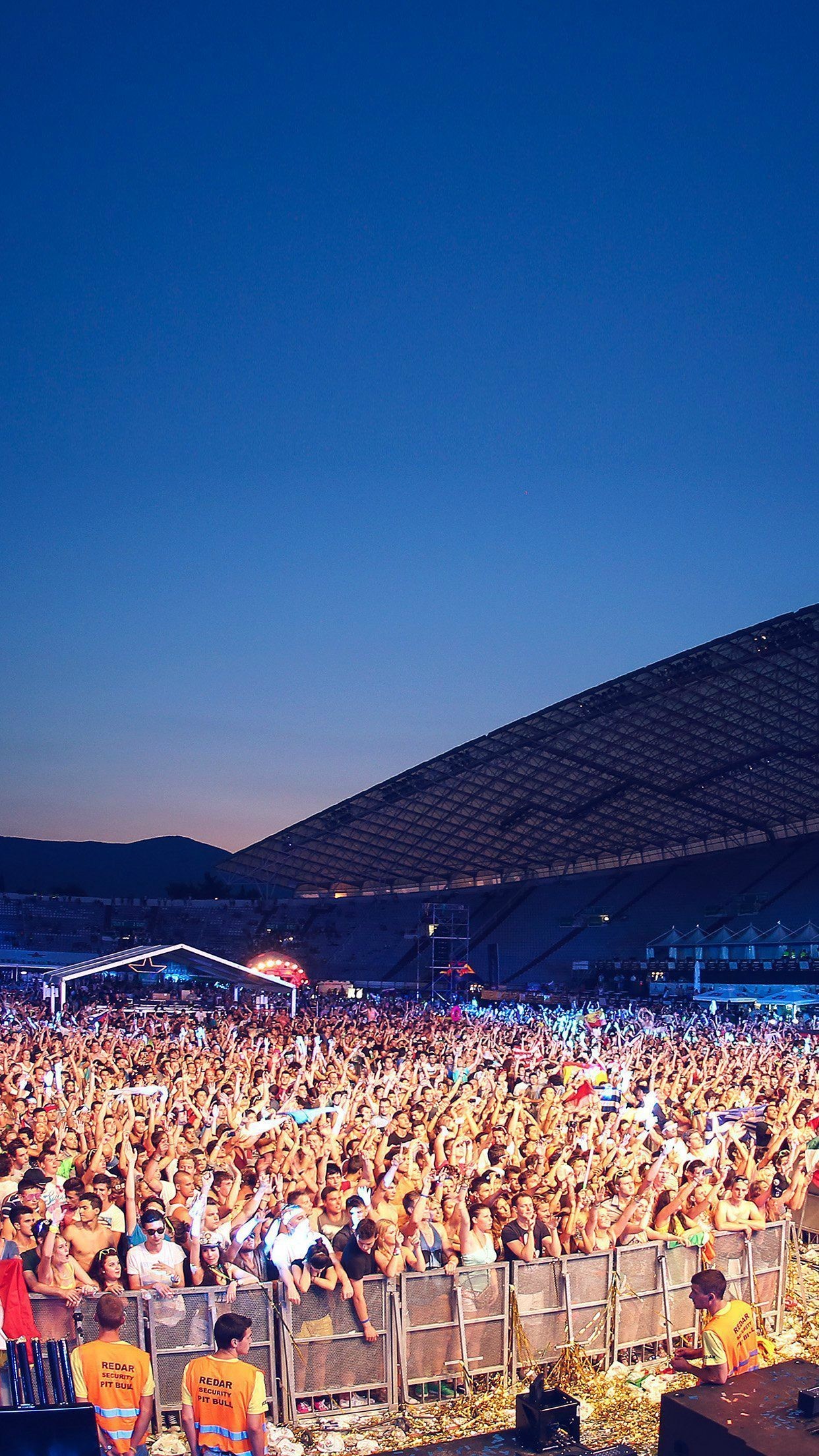 Ultra Europe Concert City Party Night iPhone 6 Wallpaper Download