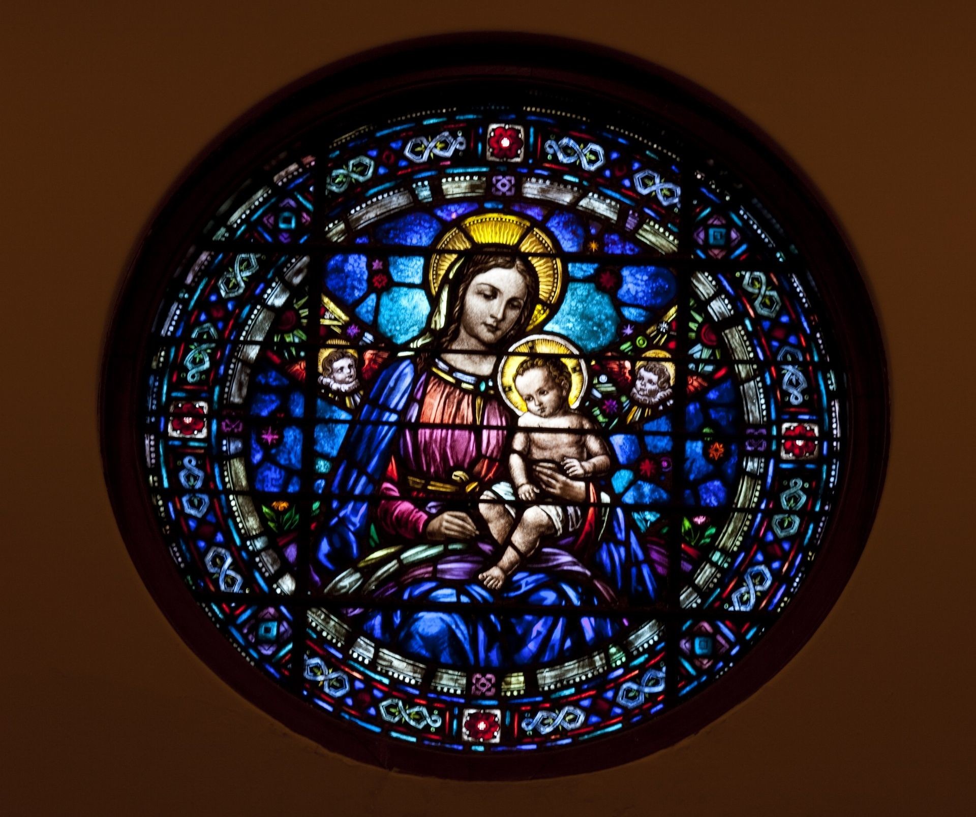 Virgin Mary And Baby Jesus Free Stock Photo – Public Domain Pictures