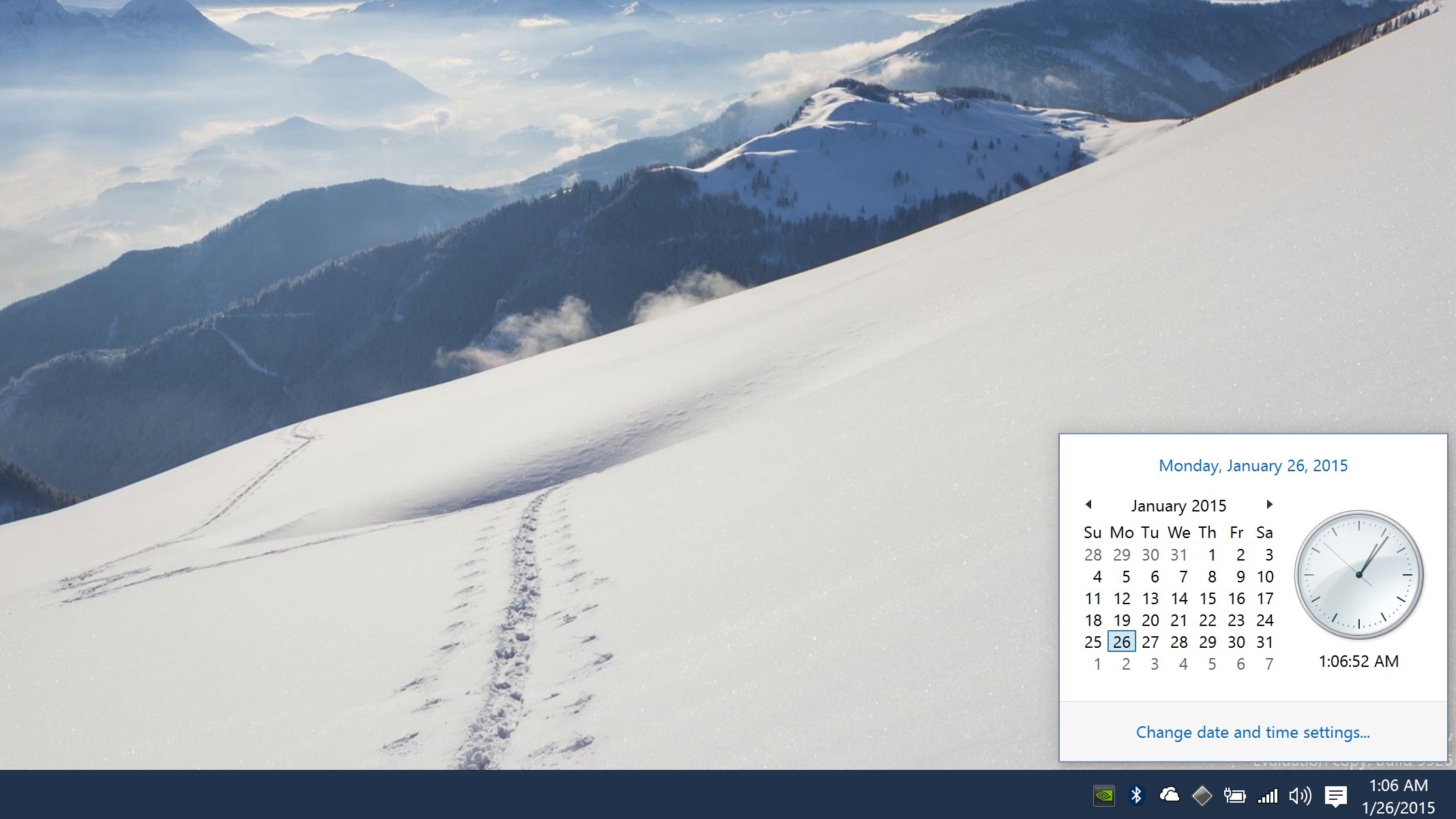 Windows 10 default taskbar tray clock