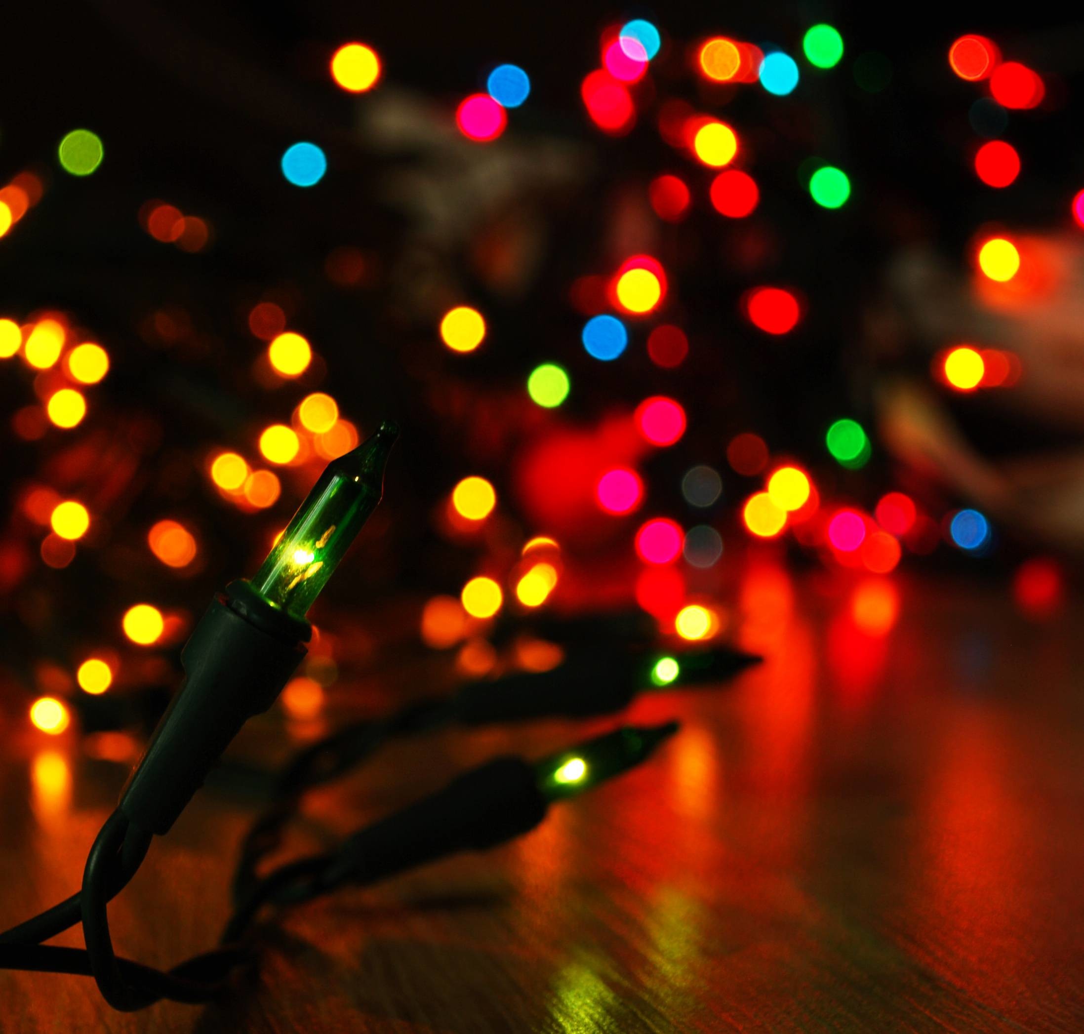 Wallpapers For Christmas Tree Lights Desktop Background