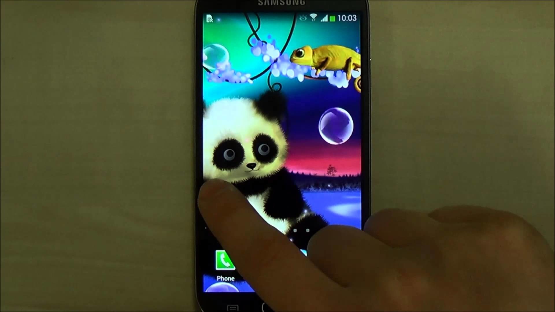 Animated Panda Live Wallpaper for Android
