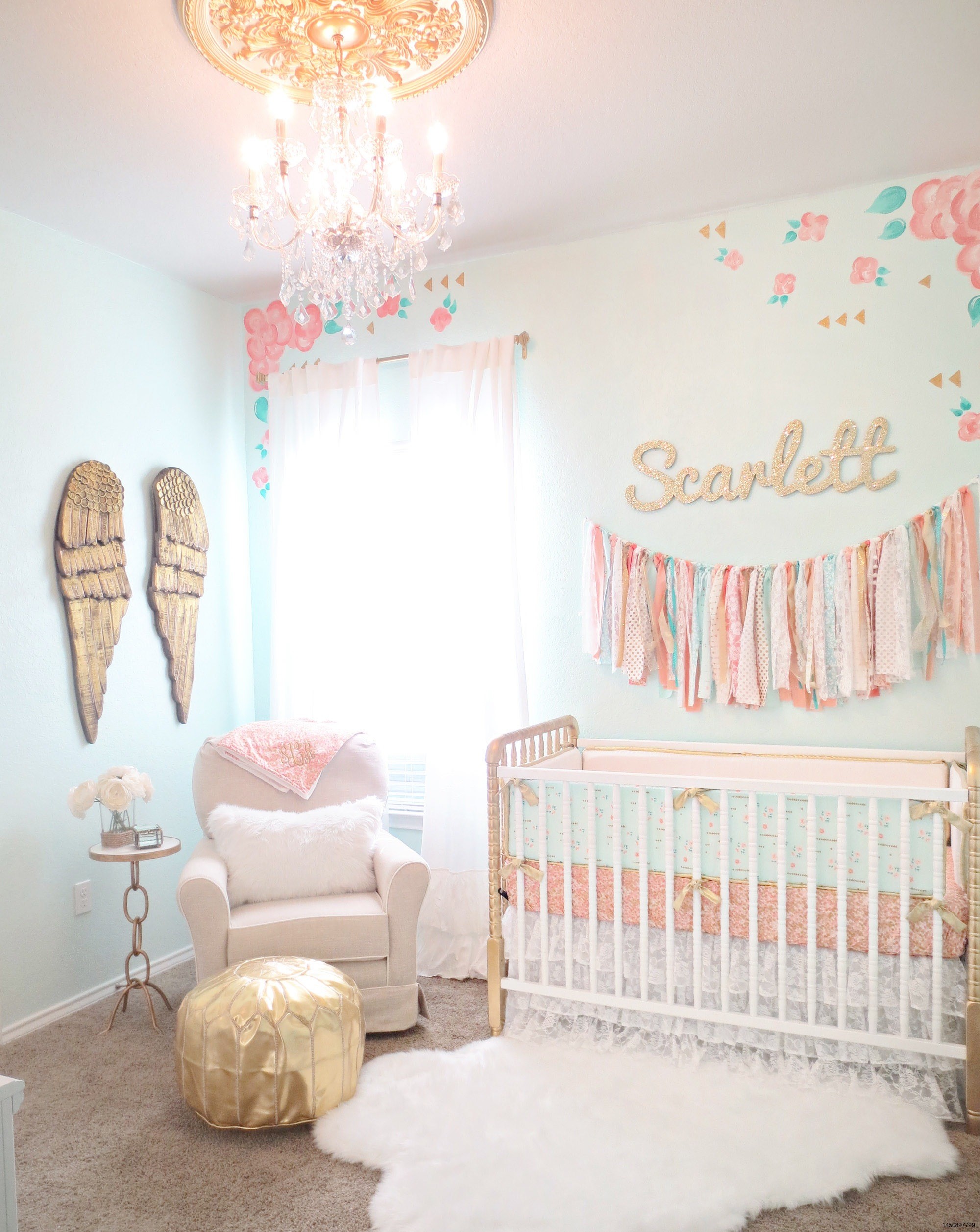 Bedroom. Magnificent Vintage Baby Wall Design Ideas Introduce Admirable Flowers Girl Vintage Wallpaper With Stunning