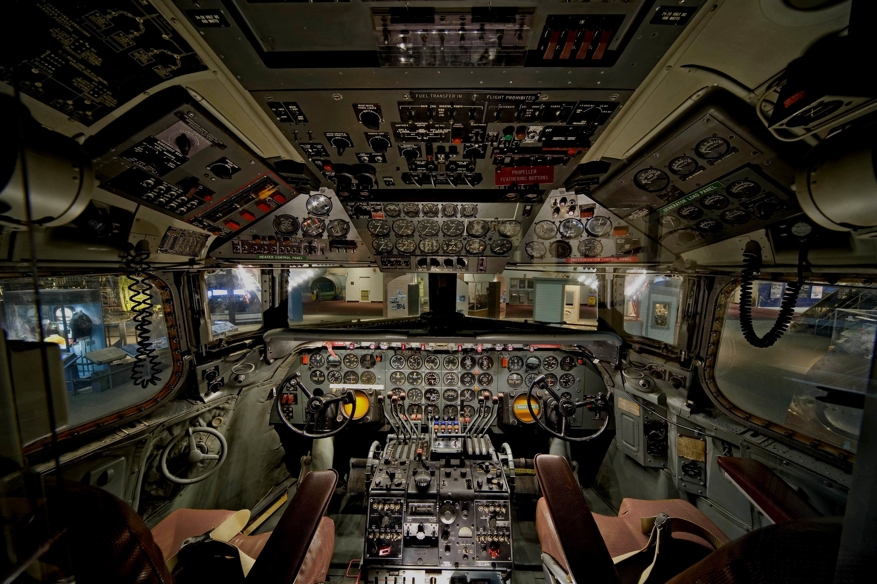 Download 737 Cockpit Wallpaper 240×320 Wallpoper
