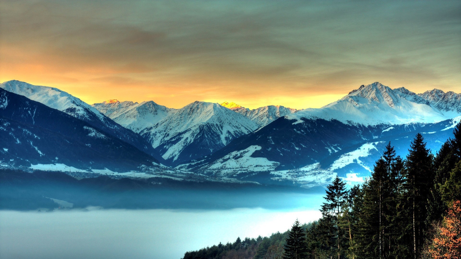 15 Beautiful Wallpapers Of Mountains and Rivers