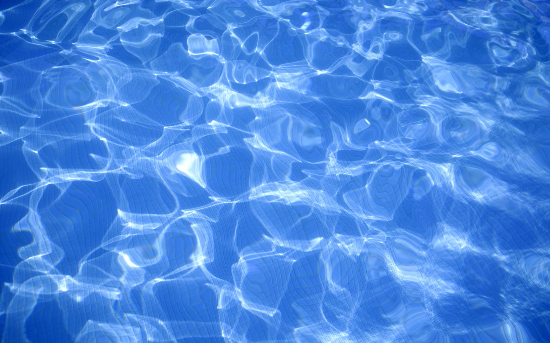 Clear Pool Water Wallpaper