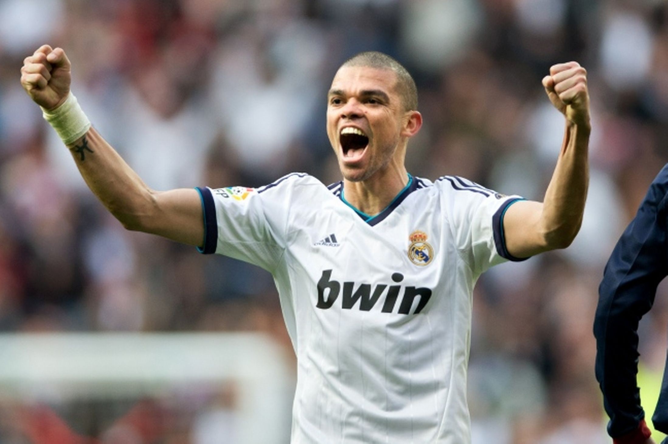 Pepe set to sign contract extension with Real Madrid until June 2018 – World Soccer Talk