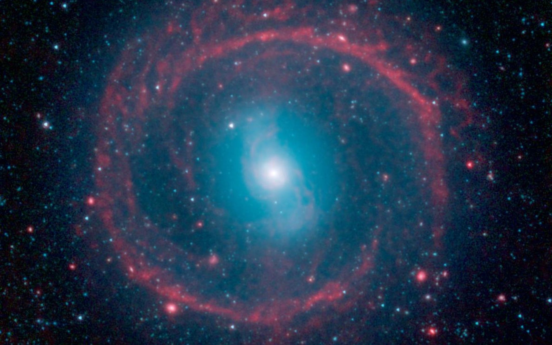 This image from NASA's Spitzer Space Telescope shows where the action is  taking place in galaxy