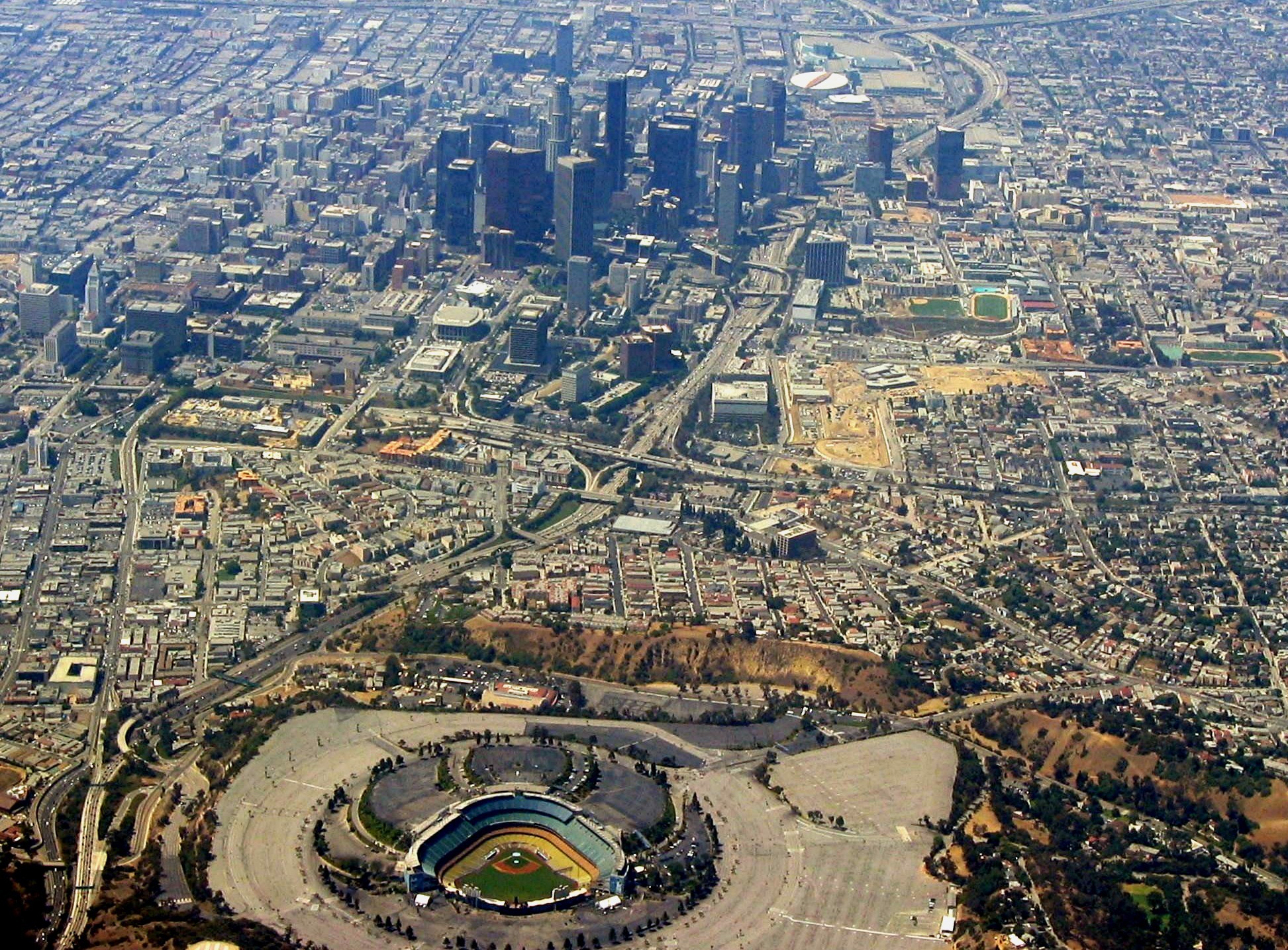 FileDodger Stadium Downtown L.A – Wikipedia