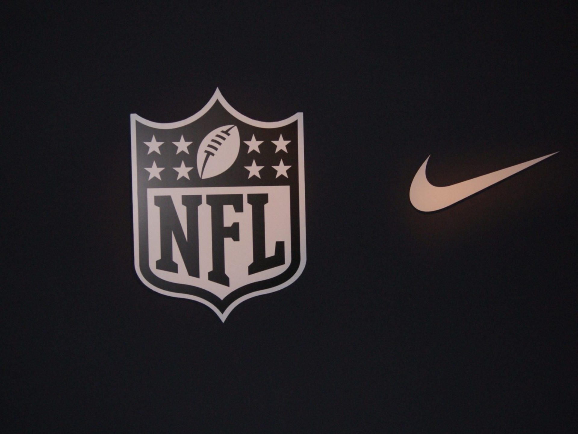 Nike Nfl Football Wallpaper wallpaper, wallpaper hd, background