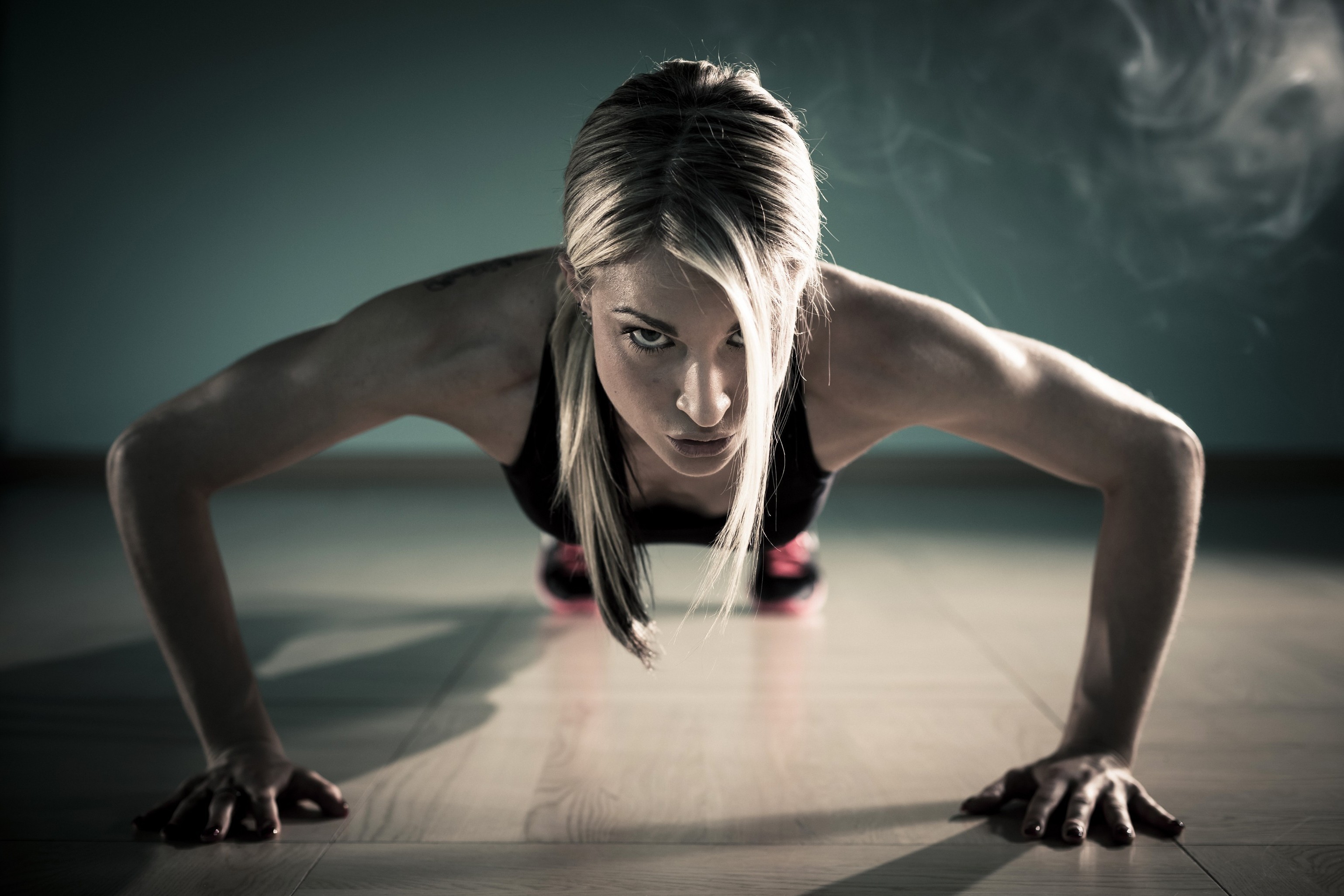 A Woman Doing Pushups In The Gym Health HD Wallpaper