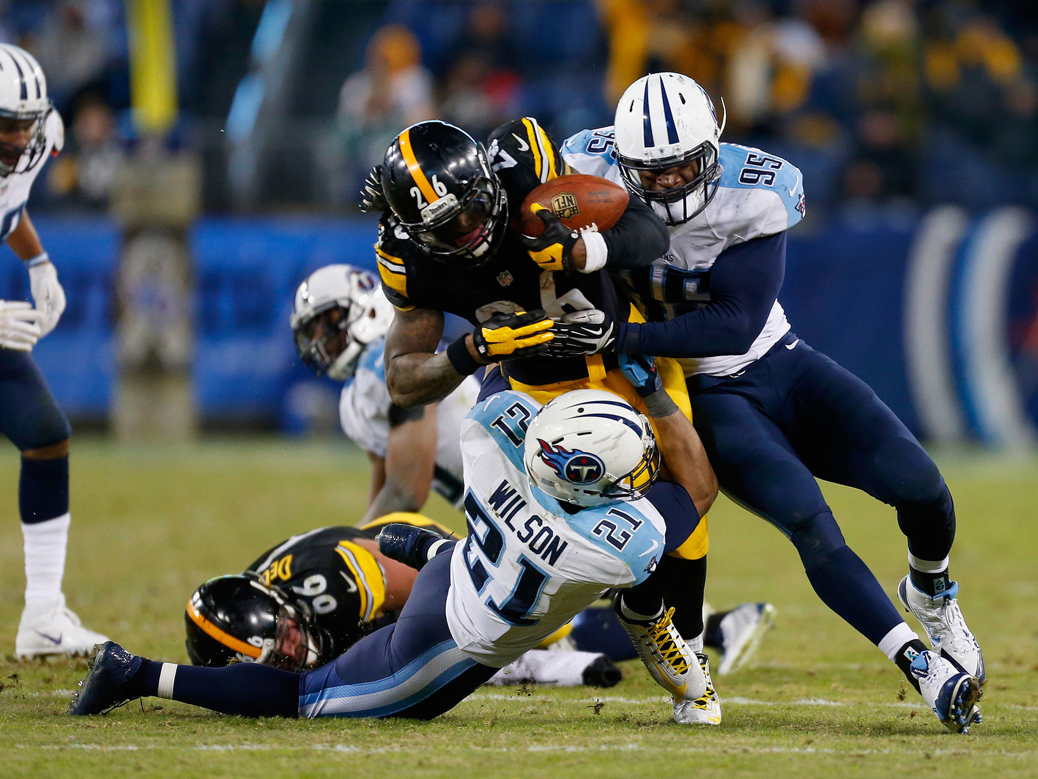 Pittsburgh Steelers vs Tennessee Titans match report: Le'Veon Bell and Ben  Roethlisberger drag Steelers to comeback victory | The Independent