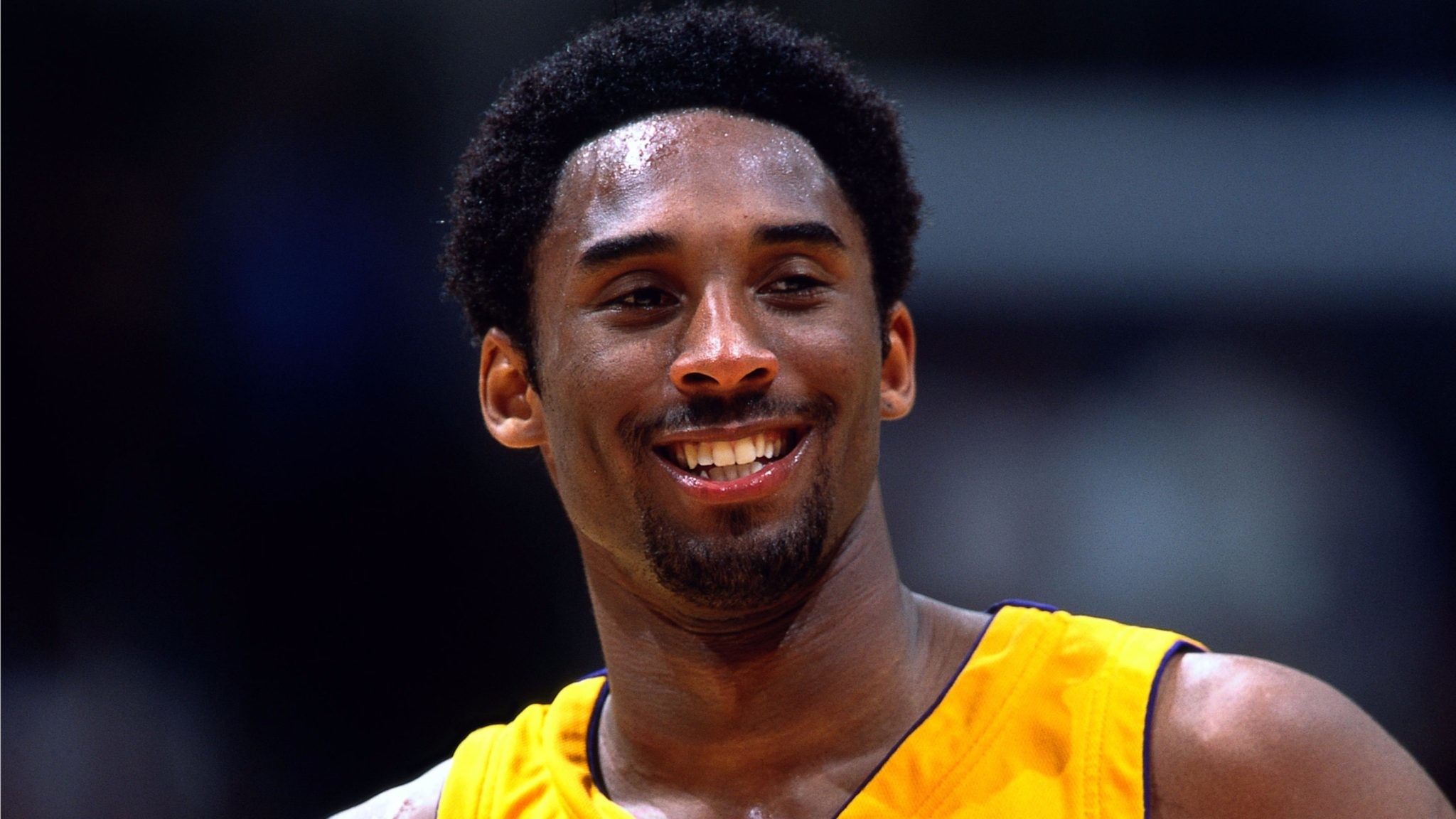 Lakers to Reportedly Retire Kobe Bryants Jersey Before Warriors Game in December