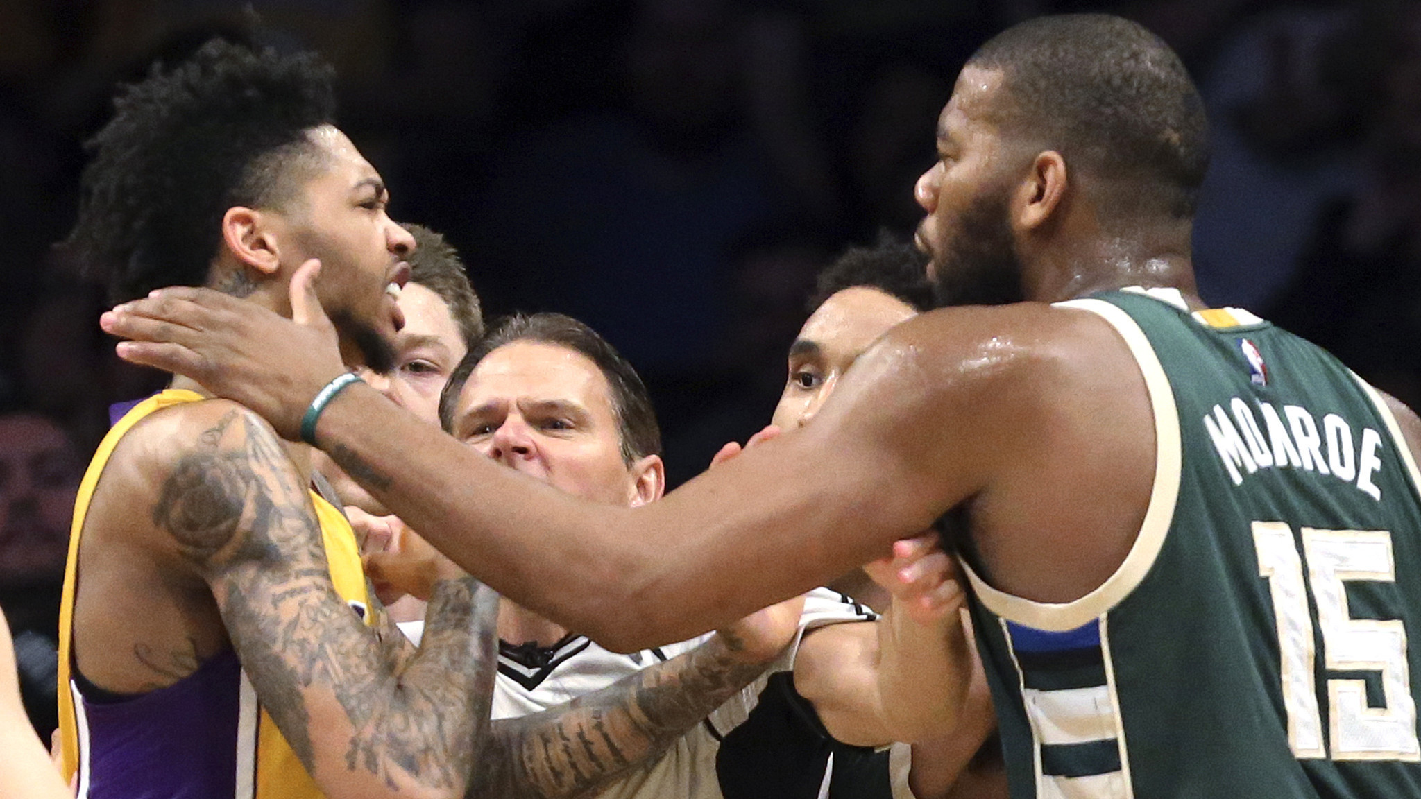 Nick Young, D'Angelo Russell and Greg Monroe fined for Lakers-Bucks  altercation Friday – LA Times