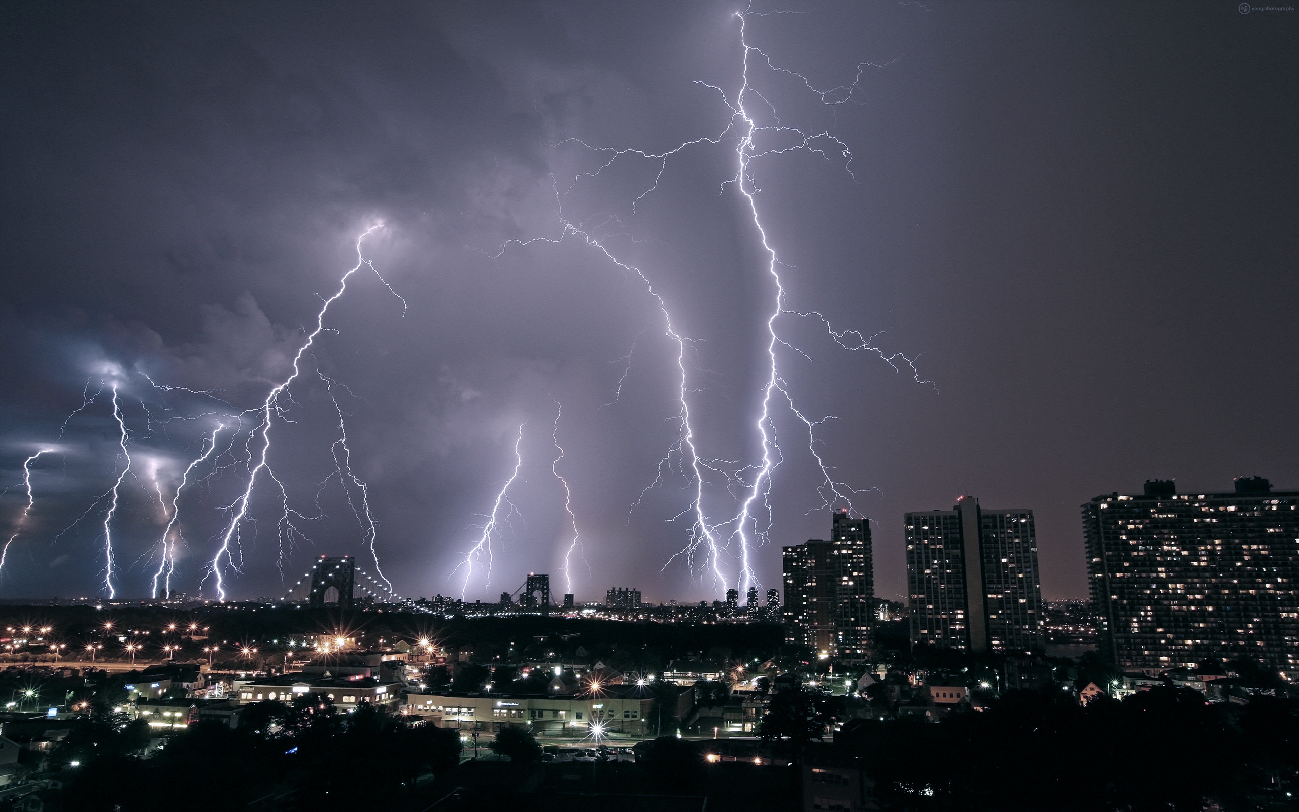 lightning live wallpaper for pc With Resolutions 2560Ã—1600 Pixel