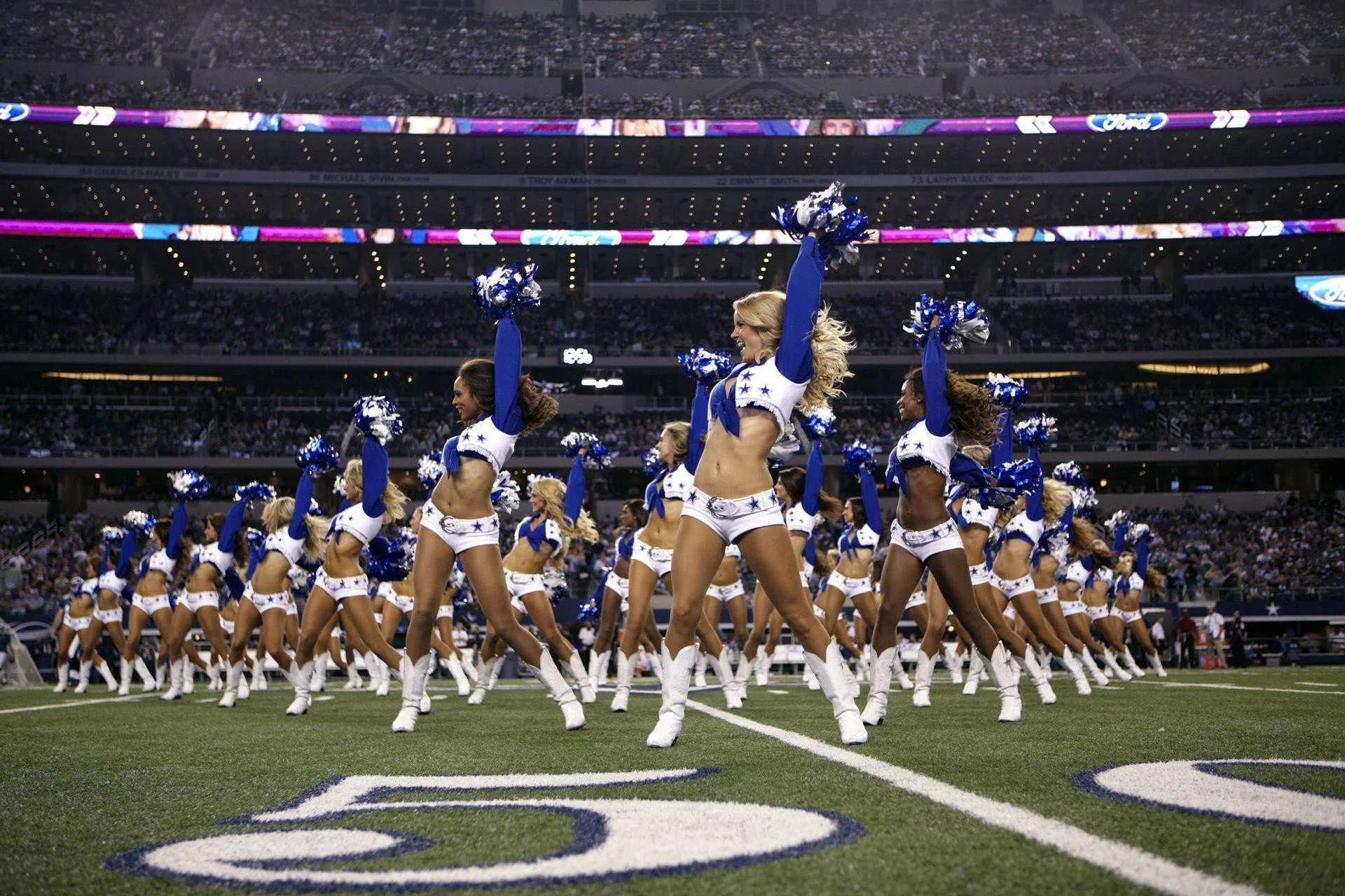 Dallas Cowboys Cheerleaders Wallpaper for Desktop | PixelsTalk.Net