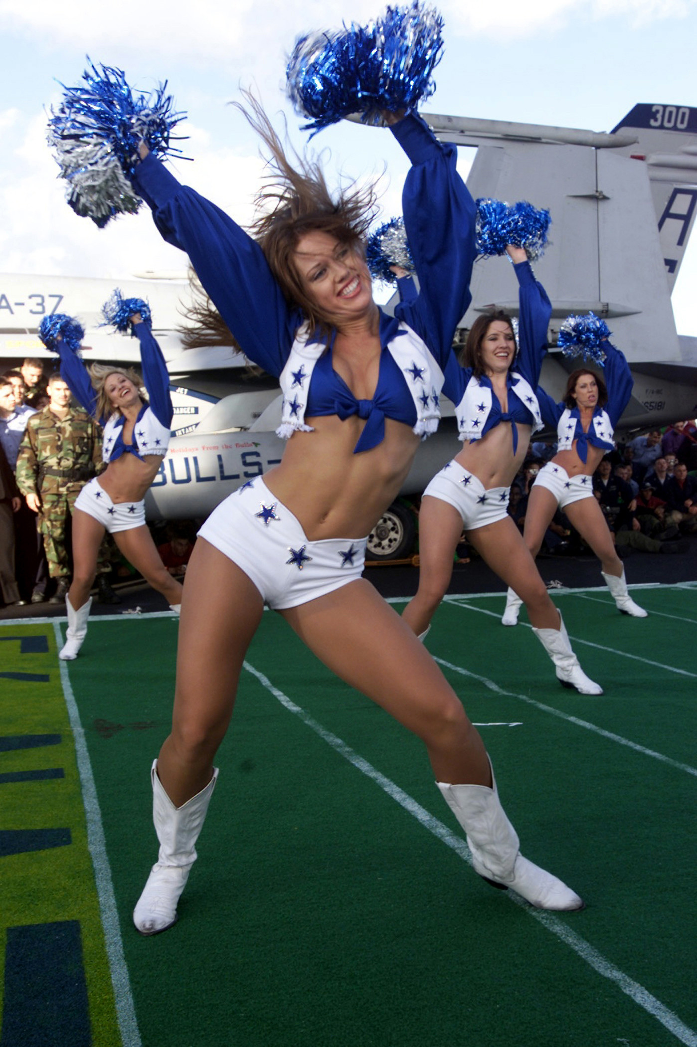 sarah shahi dallas cowboy cheerleader – Yahoo Image Search Results