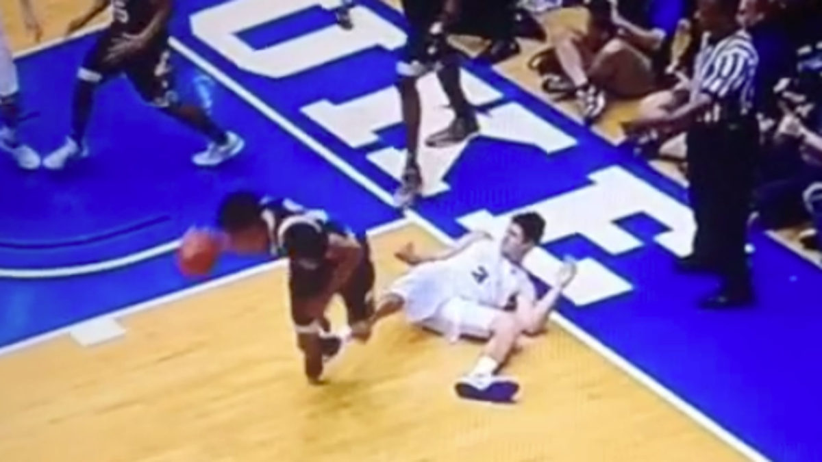 Dukes Grayson Allen earns flagrant foul for intentionally tripping