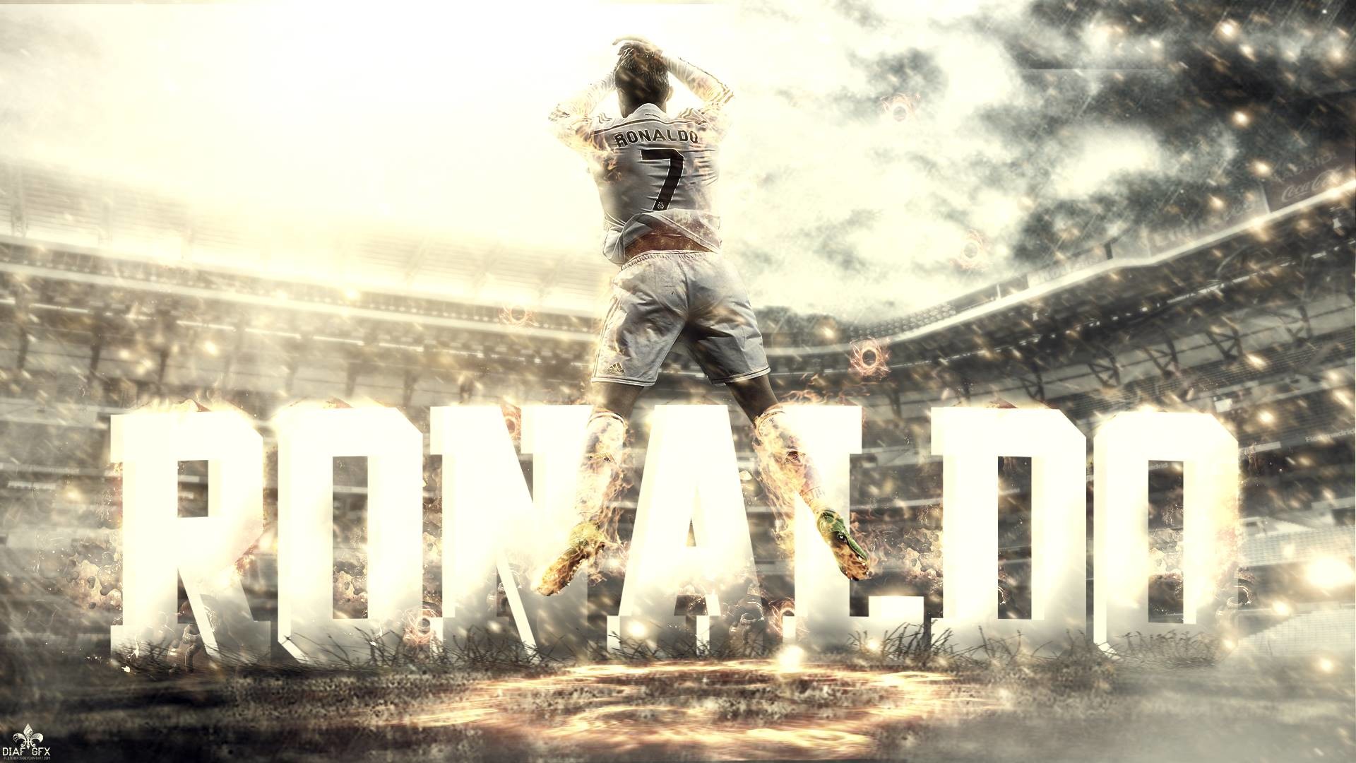 Chất lượng hình nền CR7 HD sẽ làm cho màn hình của bạn trở nên sinh động và chân thực hơn. Bạn sẽ thích thú khi nhìn vào những hình ảnh đầy sức mạnh của Ronaldo trong phong cách HD chân thực nhất.