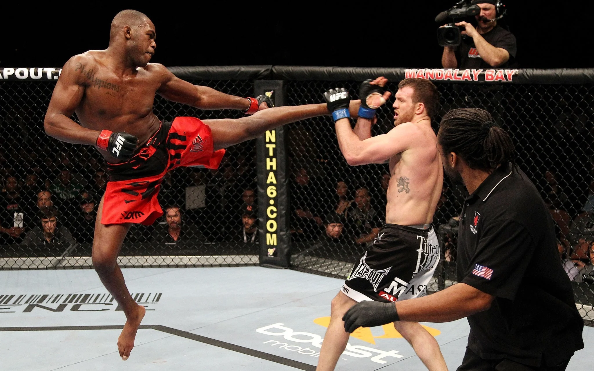 21513 Jon Jones Photos  High Res Pictures  Getty Images