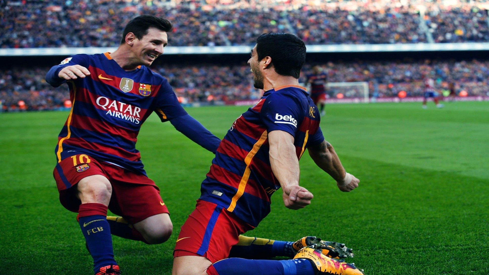 Barcelona Luis Suarez And Lionel Messi Goal Celebration. Wallpaper
