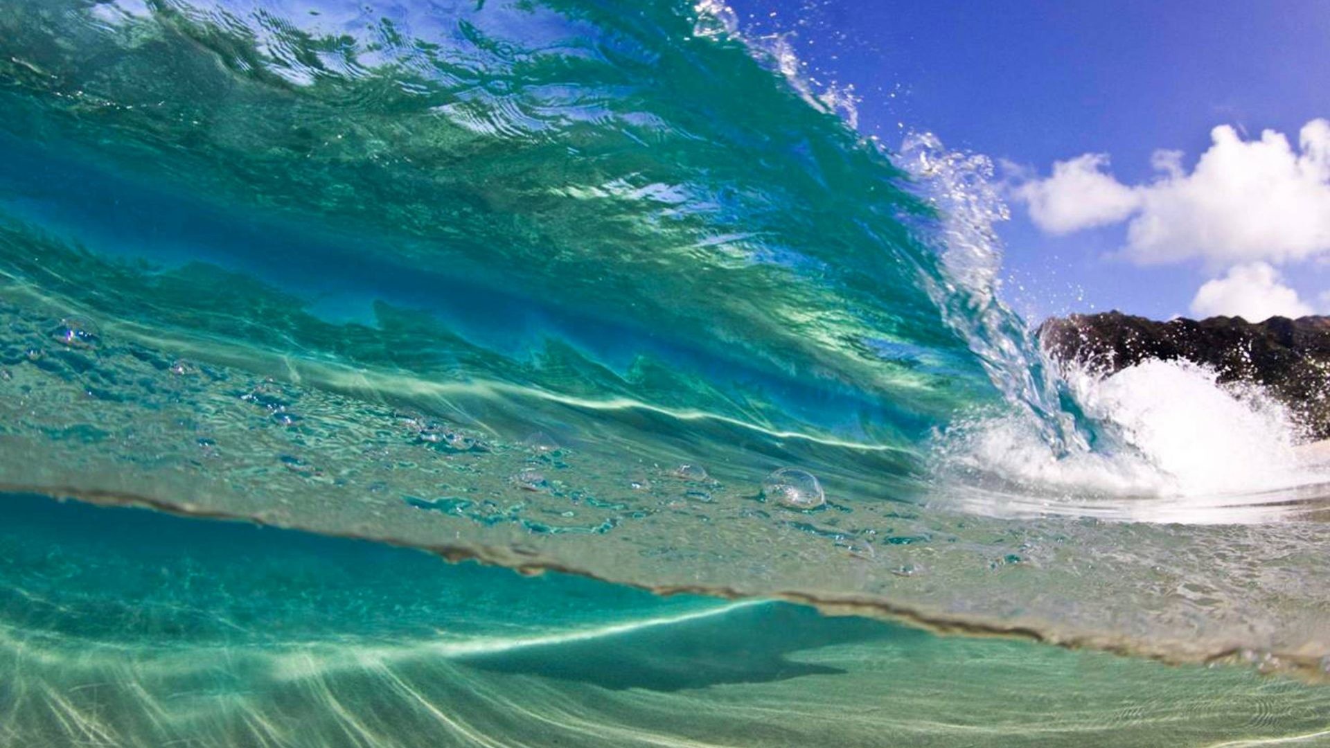 Surfer Tag – Aqua Wave Hawaiian Surfer Ocean Curl Polynesia Breakers Tide  Island Islands Sea Blue