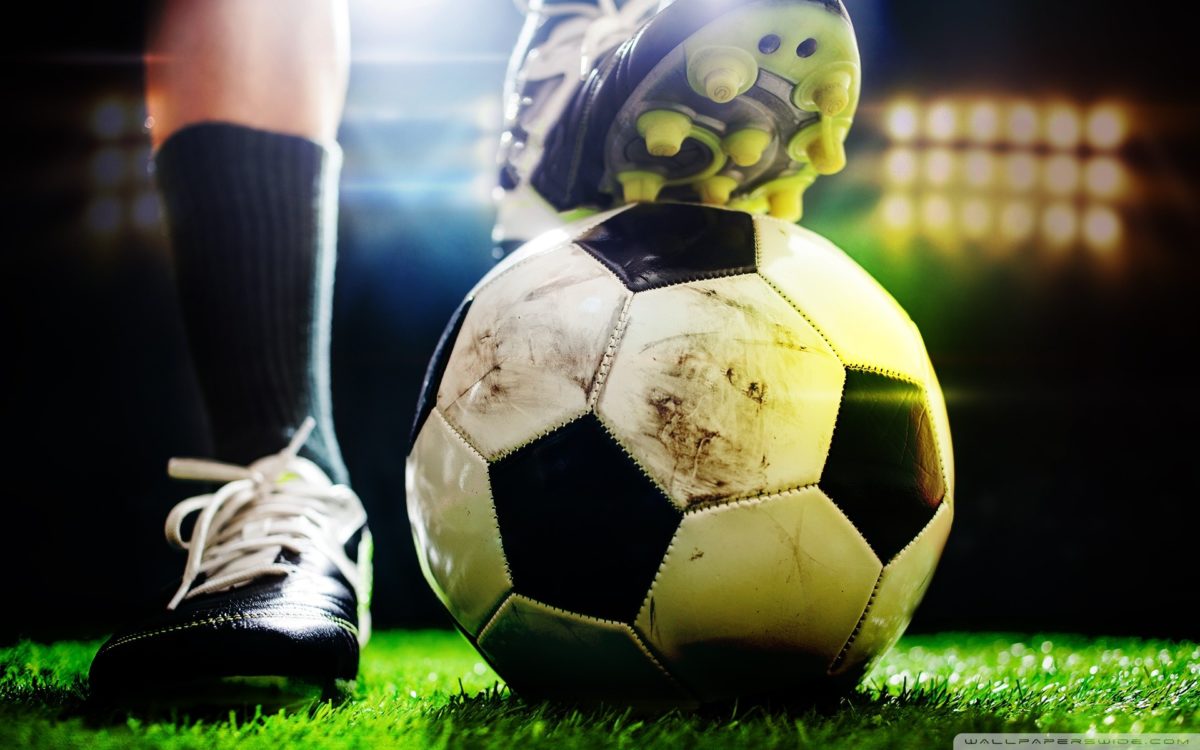 61 Football Screensavers And Wallpaper