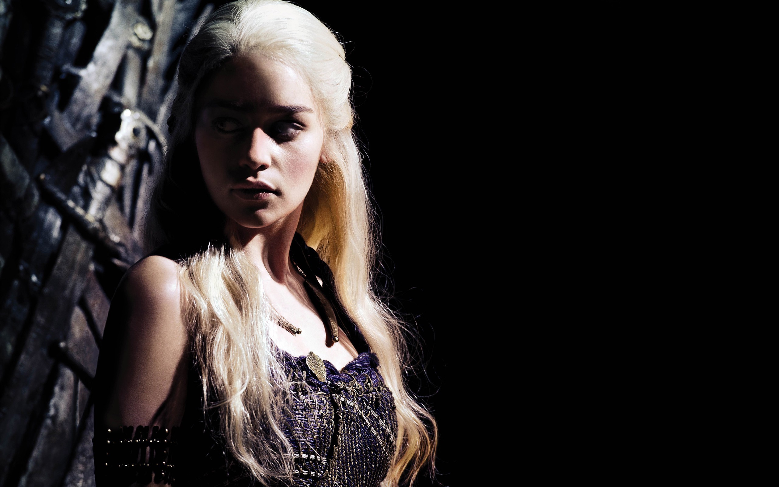 … Daenerys Targaryen – Game of Thrones