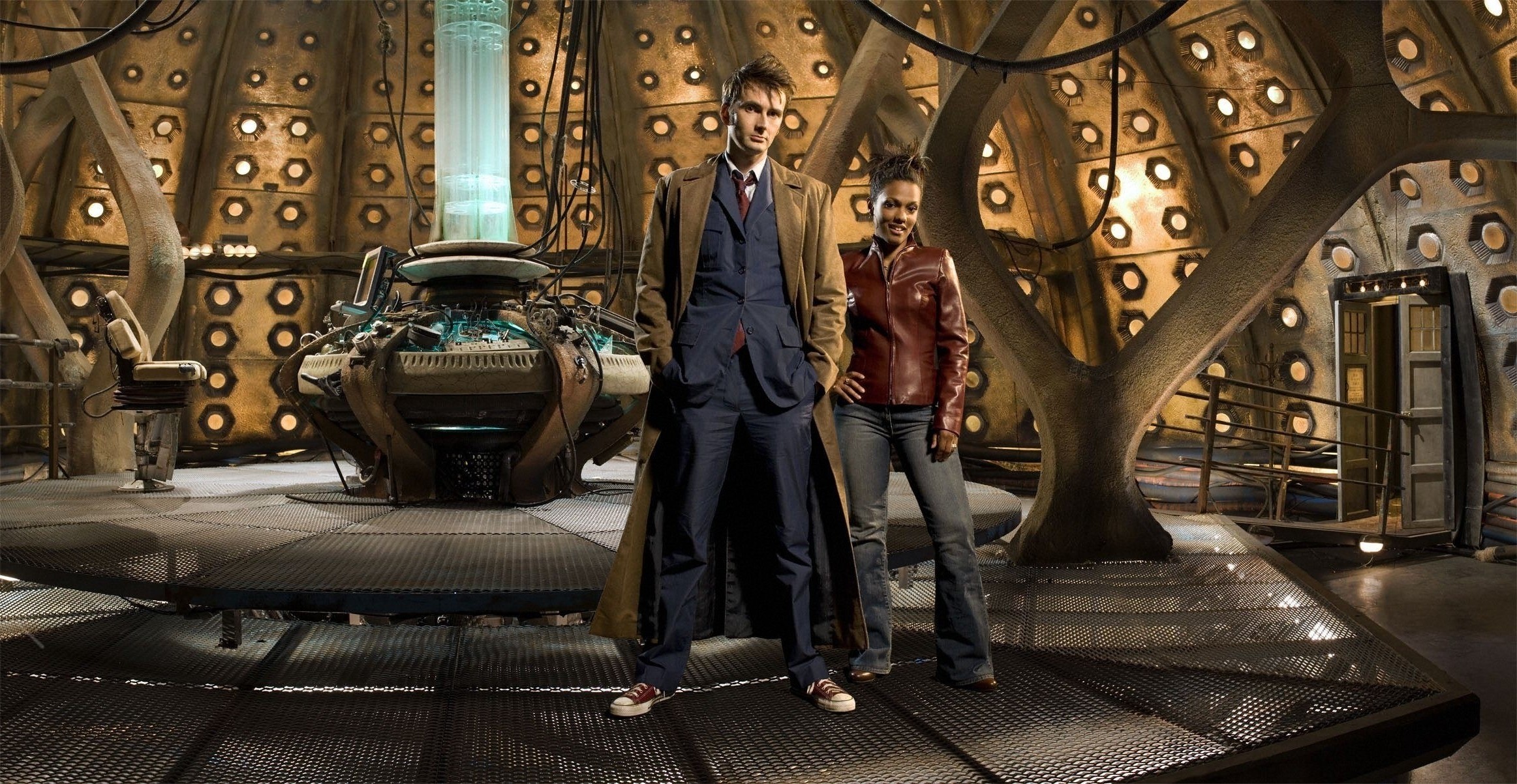 Doctor Who, The Doctor, TARDIS, David Tennant, Freema Agyeman, Tenth Doctor Wallpapers HD / Desktop and Mobile Backgrounds