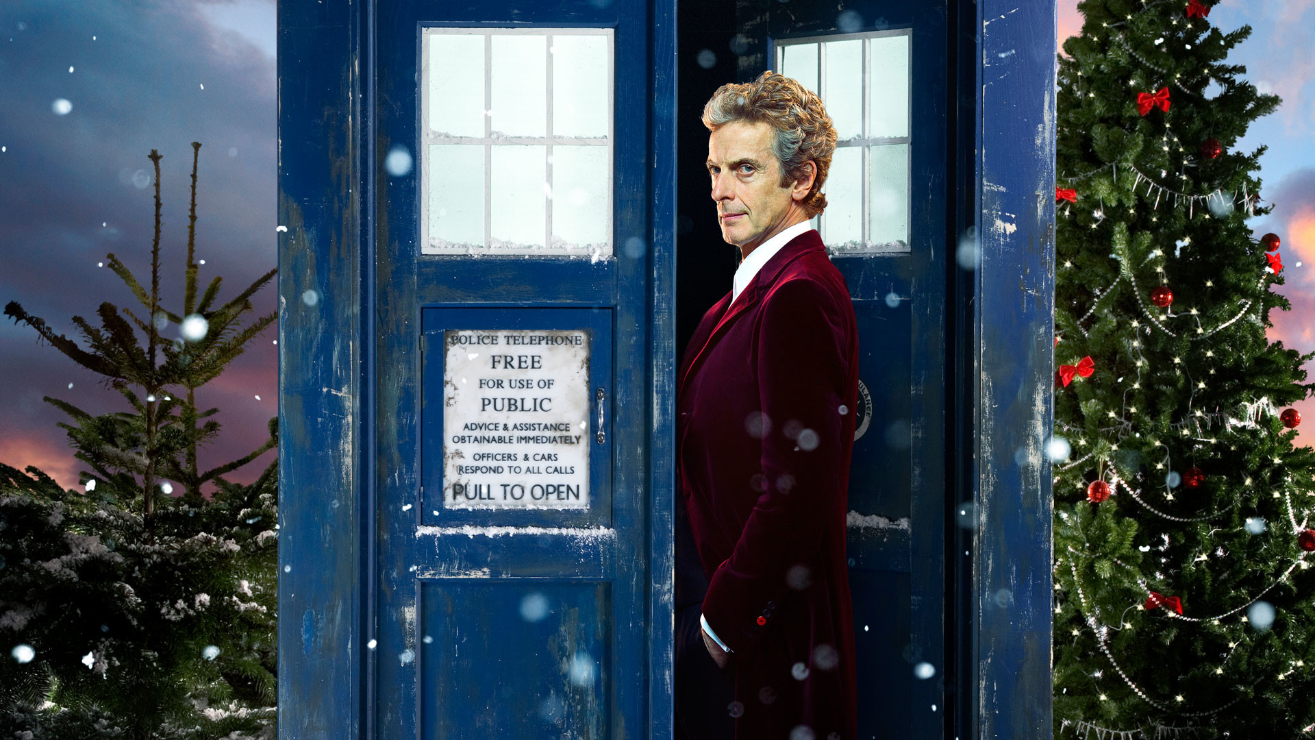Arts / CraftsA Doctor Who Christmas Wallpaper featuring Peter Capaldi as the Doctor, nice and early for your desktop